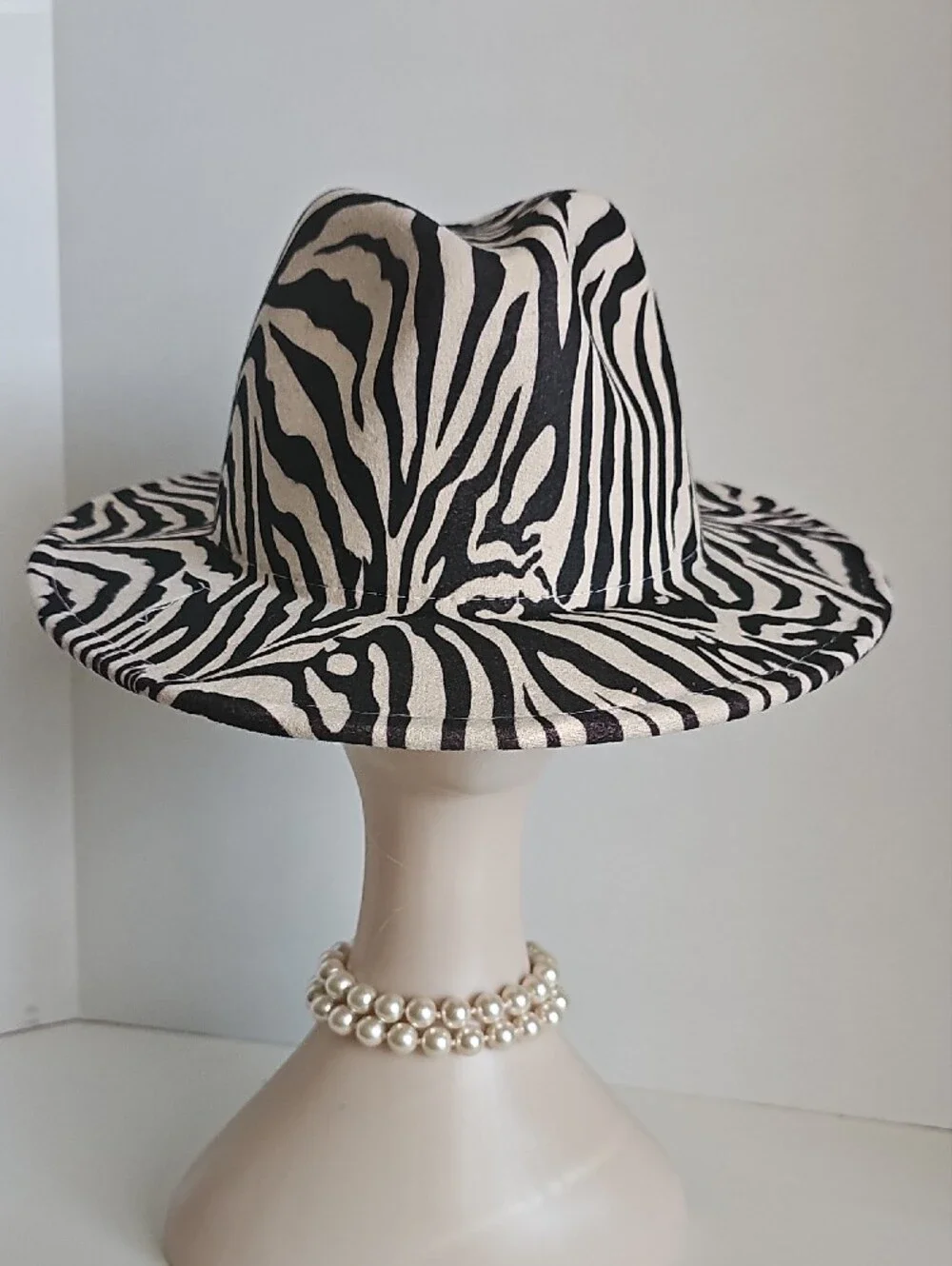 Beloved Millinery Gorgeous Zebra Print Wide Brim Panama Fedora Hat Black & Cream